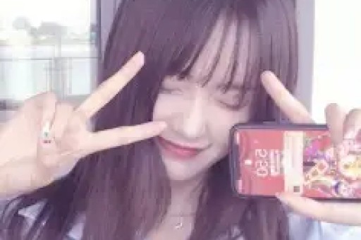 一手好牌打稀碎 三料影后马苏 被黑人驮肩 帮闺蜜撒谎 终究自断前程