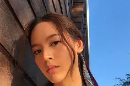 伊能静带假货翻车赚百万遭央视曝光关评装死秦昊也救不了