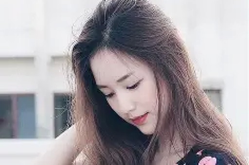 虞书欣最害怕的事发生了女同学下场倒油圈内霸凌只是冰山一角